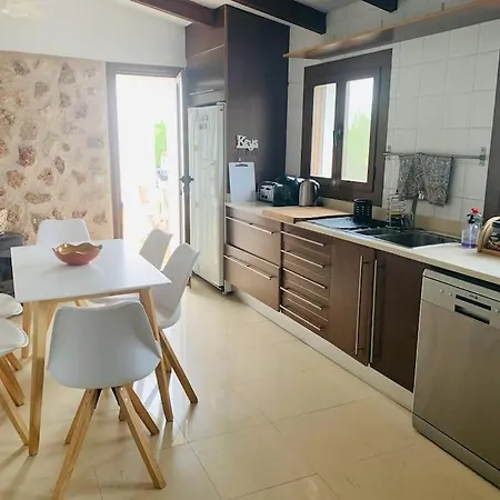Villa Stunning Country With Panoramic Mountain Views