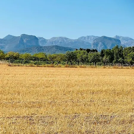Stunning Country With Panoramic Mountain Views Villa