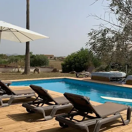 Stunning Country With Panoramic Mountain Views *
