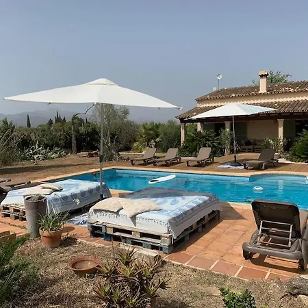 Villa Stunning Country With Panoramic Mountain Views